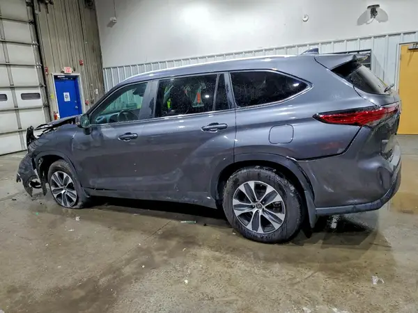 5TDKDRBHXPS037360 2023 TOYOTA HIGHLANDER - Image 2