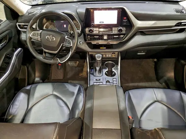 5TDKDRBHXPS037360 2023 TOYOTA HIGHLANDER - Image 8