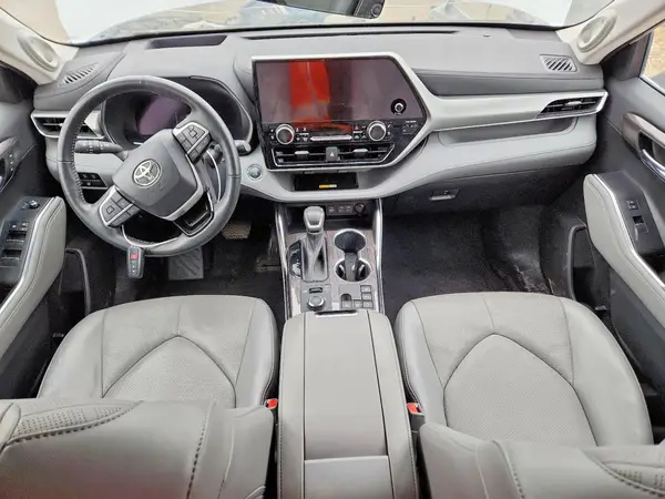 5TDKDRBHXPS039111 2023 TOYOTA HIGHLANDER - Image 8