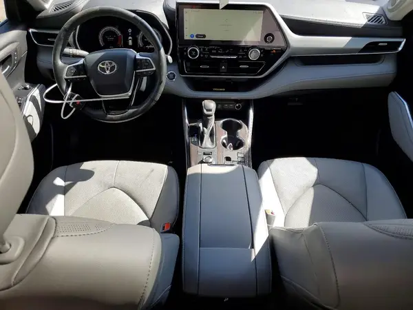 5TDKDRBHXPS040601 2023 TOYOTA HIGHLANDER - Image 8