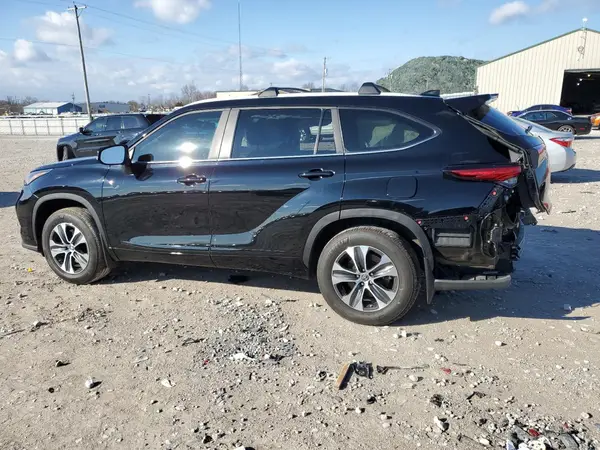5TDKDRBHXPS043210 2023 TOYOTA HIGHLANDER - Image 2