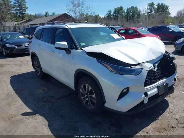 5TDKDRBHXPS044812 2023 TOYOTA HIGHLANDER - Image 1
