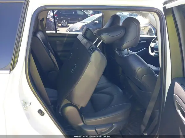 5TDKDRBHXPS044812 2023 TOYOTA HIGHLANDER - Image 8