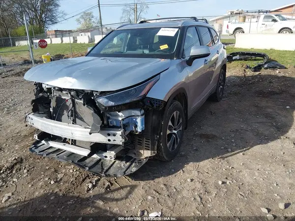 5TDKDRBHXPS047225 2023 TOYOTA HIGHLANDER - Image 2