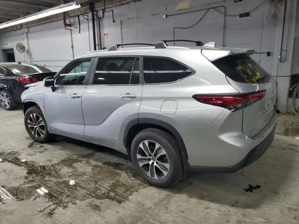 5TDKDRBHXPS509007 2023 TOYOTA HIGHLANDER - Image 2