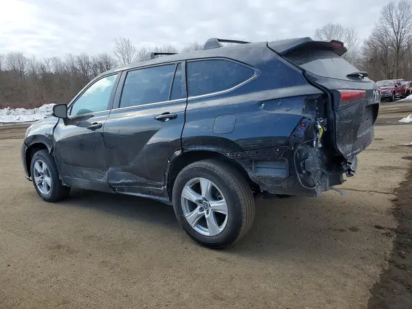 5TDKDRBHXPS519438 2023 TOYOTA HIGHLANDER - Image 2
