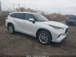 5TDKDRBHXPS525501 2023 TOYOTA HIGHLANDER