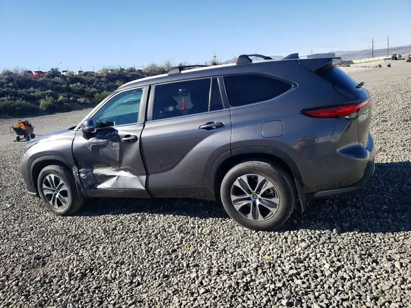 5TDKDRBHXPS525711 2023 TOYOTA HIGHLANDER - Image 2