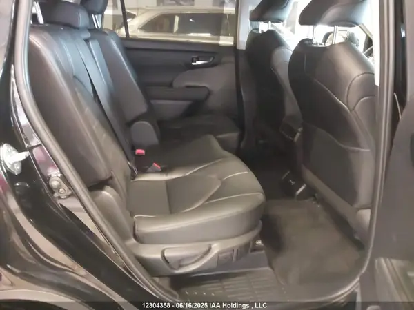 5TDKDRBHXRS048717 2024 TOYOTA HIGHLANDER - Image 8