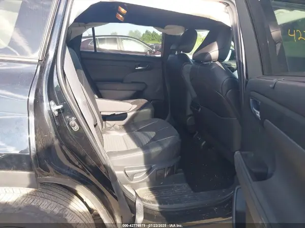 5TDKDRBHXRS533343 2024 TOYOTA HIGHLANDER - Image 8