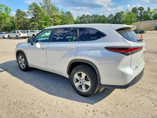 5TDKDRBHXRS533651 2024 TOYOTA HIGHLANDER - Image 2