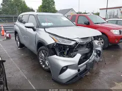 5TDKDRBHXRS534203 2024 TOYOTA HIGHLANDER