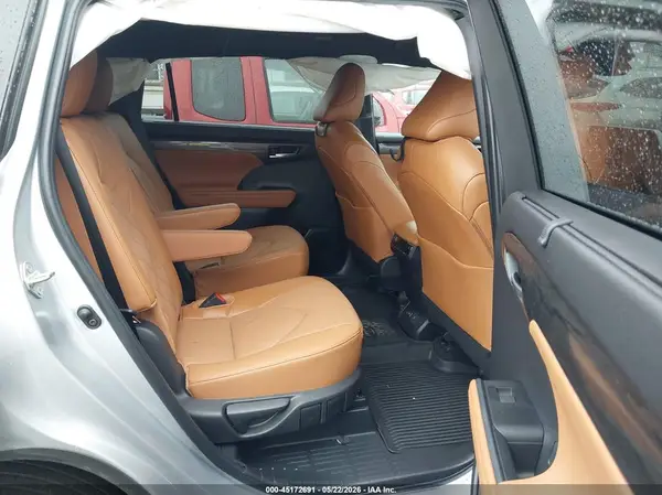 5TDKDRBHXRS534203 2024 TOYOTA HIGHLANDER - Image 8