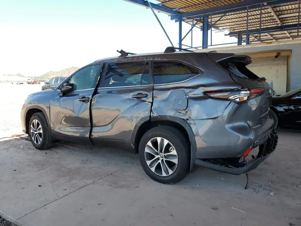 5TDKDRBHXRS540759 2024 TOYOTA HIGHLANDER - Image 2