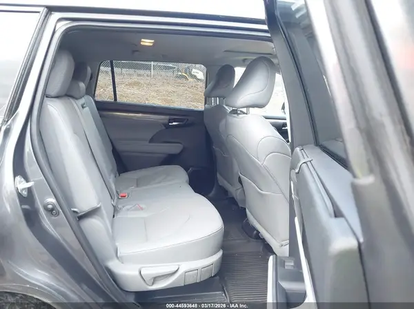 5TDKDRBHXRS554872 2024 TOYOTA HIGHLANDER - Image 8