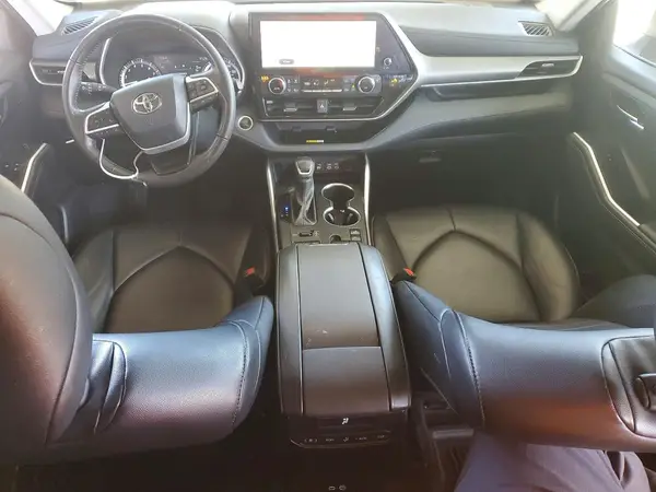 5TDKDRBHXRS565645 2024 TOYOTA HIGHLANDER - Image 8