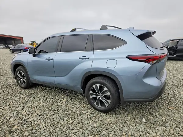 5TDKDRBHXRS568626 2024 TOYOTA HIGHLANDER - Image 2
