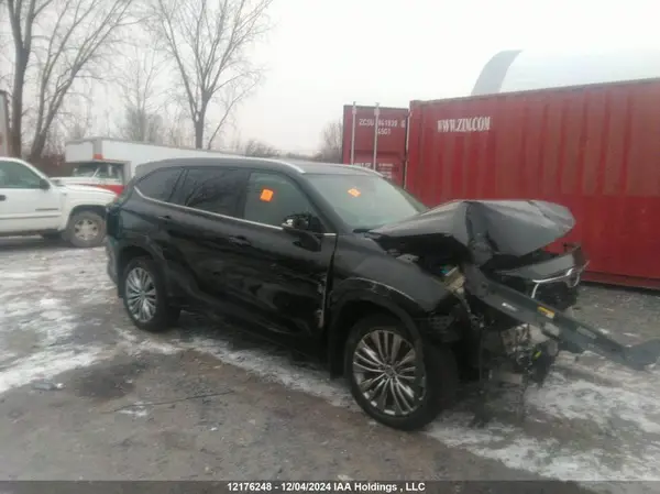 5TDKDRBHXRS569677 2024 TOYOTA HIGHLANDER - Image 1