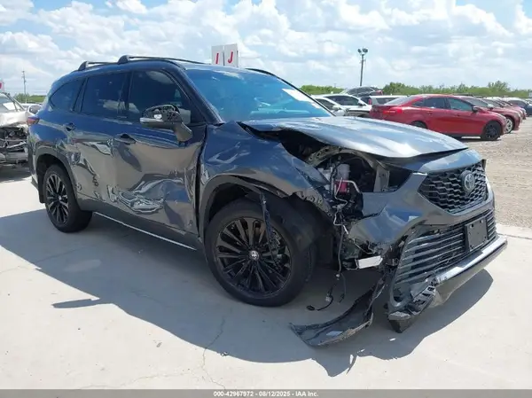 5TDKDRBHXSS584010 2025 TOYOTA HIGHLANDER - Image 1