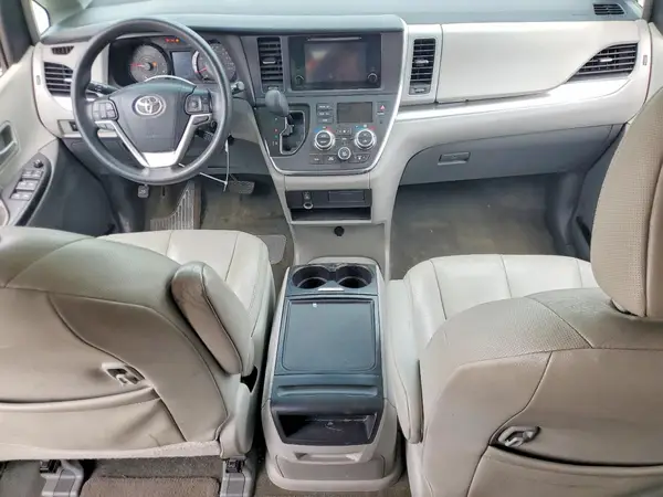 5TDKK3DC0GS691983 2016 TOYOTA SIENNA - Image 8