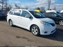5TDKK3DC0GS696259 2016 TOYOTA SIENNA