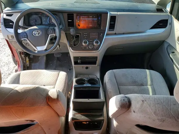 5TDKK3DC0GS704313 2016 TOYOTA SIENNA - Image 8