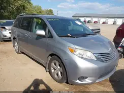 5TDKK3DC0GS713352 2016 TOYOTA SIENNA
