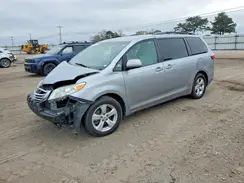 5TDKK3DC0GS714002 2016 TOYOTA SIENNA