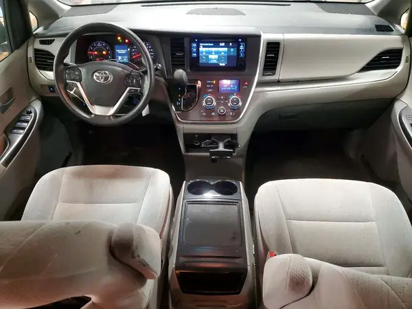 5TDKK3DC0GS718485 2016 TOYOTA SIENNA - Image 8