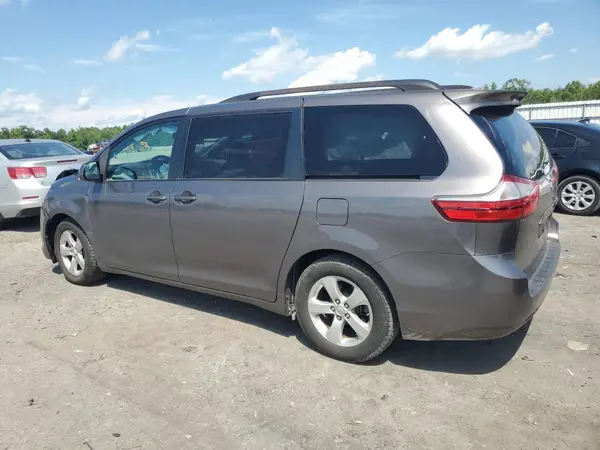 5TDKK3DC0GS718695 2016 TOYOTA SIENNA - Image 2