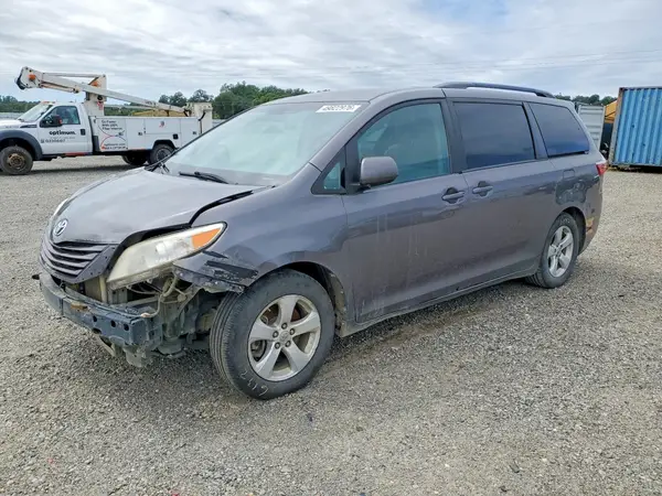 5TDKK3DC0GS725369 2016 TOYOTA SIENNA - Image 1