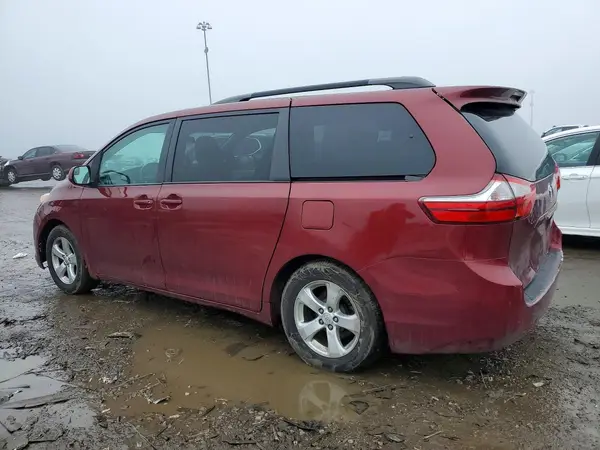 5TDKK3DC0GS741054 2016 TOYOTA SIENNA - Image 2