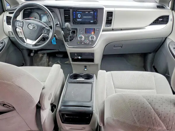 5TDKK3DC0GS741054 2016 TOYOTA SIENNA - Image 8
