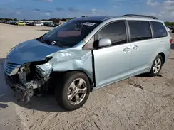 5TDKK3DC0GS751678 2016 TOYOTA SIENNA