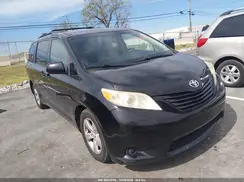5TDKK3DC1GS692088 2016 TOYOTA SIENNA