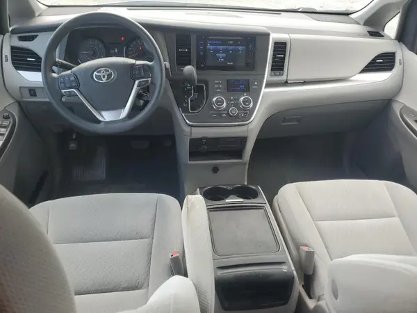 5TDKK3DC1GS696481 2016 TOYOTA SIENNA - Image 8