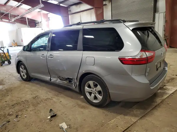 5TDKK3DC1GS697291 2016 TOYOTA SIENNA - Image 2