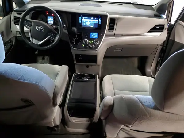5TDKK3DC1GS697291 2016 TOYOTA SIENNA - Image 8