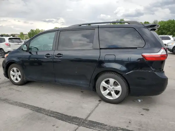 5TDKK3DC1GS714963 2016 TOYOTA SIENNA - Image 2