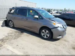 5TDKK3DC1GS716759 2016 TOYOTA SIENNA