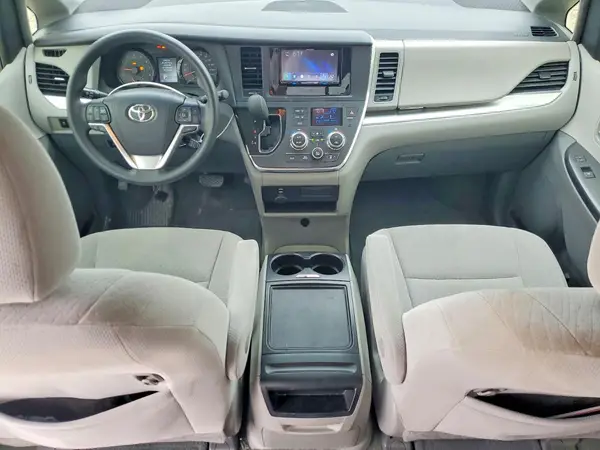 5TDKK3DC1GS718818 2016 TOYOTA SIENNA - Image 8