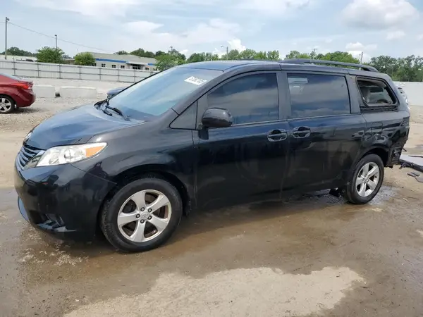 5TDKK3DC1GS721878 2016 TOYOTA SIENNA - Image 1