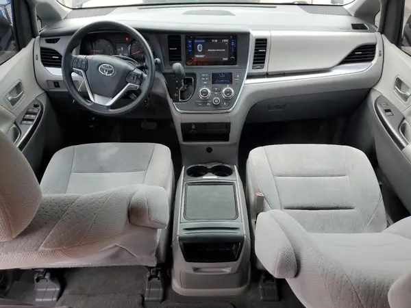 5TDKK3DC1GS721878 2016 TOYOTA SIENNA - Image 8