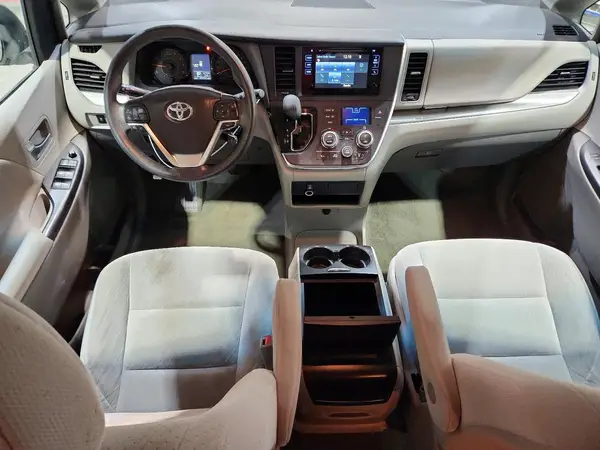 5TDKK3DC1GS727504 2016 TOYOTA SIENNA - Image 8