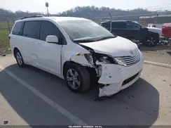 5TDKK3DC1GS738325 2016 TOYOTA SIENNA