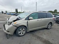 5TDKK3DC1GS747431 2016 TOYOTA SIENNA