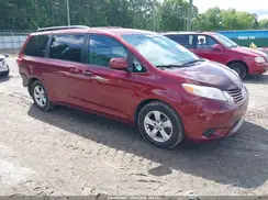 5TDKK3DC1GS749616 2016 TOYOTA SIENNA