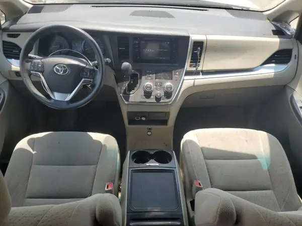 5TDKK3DC1GS752922 2016 TOYOTA SIENNA - Image 8