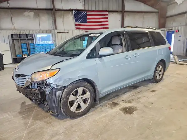 5TDKK3DC1GS753651 2016 TOYOTA SIENNA - Image 1
