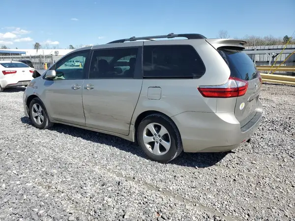 5TDKK3DC1GS756632 2016 TOYOTA SIENNA - Image 2